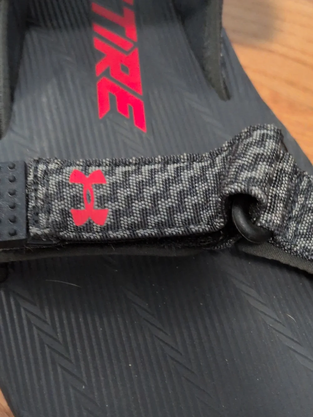 Under Armour black red